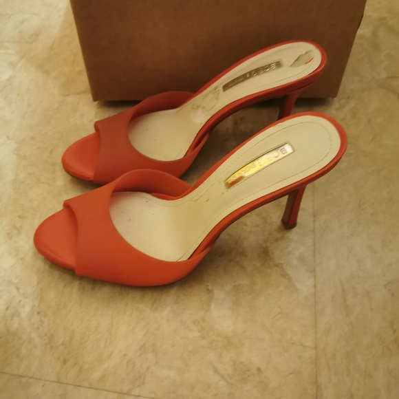 BCBG high heel sandals size 6